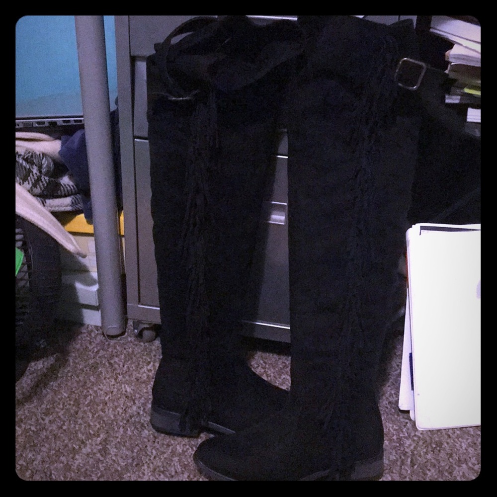 Over the knee boot very good condition